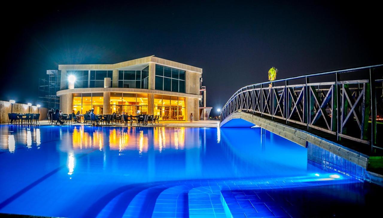 Edelweiss A Block Hotel Residence Trikomo Exterior photo